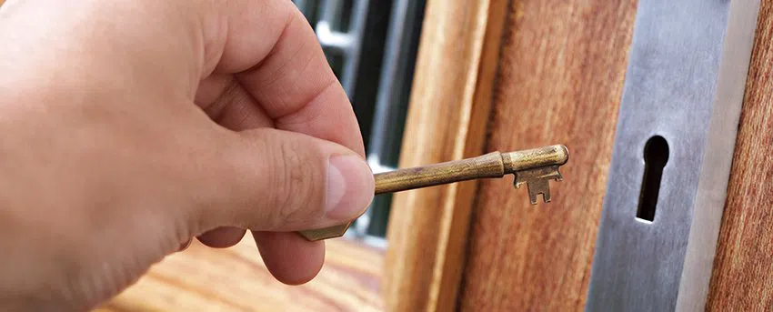 Central Locksmith Store Yonkers, NY 914-801-1172 - lockout-service-01